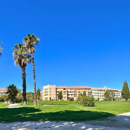 Isles Evasion-parking-100m Plages-commerces Apartment La Londe-les-Maures